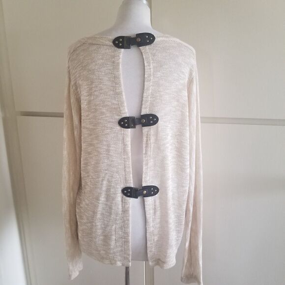 Foxbait Ivory/Gold Sweater w/ Back Closure, S/M - Picture 4 of 6